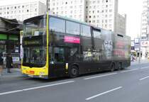 MAN Lions City DD BVG Wg.3289 auf Linie 100 am S+U Alex, 11.4.15