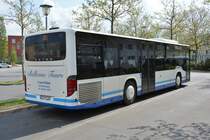 PM-FP 16 (Setra S 415 NF) ist am 01.05.2015 abgestellt am Hauptbahnhof in Potsdam.
