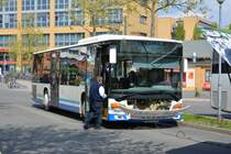 PM-FP 16 (Setra S 415 NF) ist am 01.05.2015 abgestellt am Hauptbahnhof in Potsdam.

