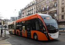 VanHool ExquiCity O-Bus in Genéve am 07.03.2015