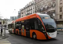 VanHool ExquiCity O-Bus in Genéve am 07.03.2015