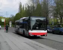 MAN NL 263 HHA 2432 auf Linie 118 am U Sengelmannstr., 30.4.15