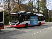 Volvo 7900 PlugIn Hybrid HHA 1491 auf Linie 109 am U Alsterdorf, 30.4.15