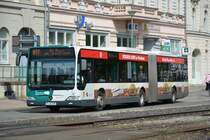 Am 04.05.2015 fährt P-AV 975 (Mercedes Benz Citaro Facelift) auf der Linie N17 zum Stern. Aufgenommen am Platz der Einheit in Potsdam.
