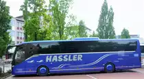 Der neue Hassler-Bus aus Böblingen auf dem Parkplatz in Ulm am Ulmer-Münster am 19.05.2015 Setra S 515 MD