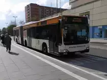 MB Citaro Facelift G HHA 7905 auf Linie M7 am EKZ Steilshoop, 30.4.15