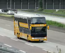 HEAB mobiBus Airliner Setra Doppeldecker am 23.05.15 in Frankfurt auf der A5