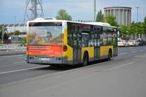 B-V 1326 fährt am 05.05.2015 auf der Linie 139. Aufgenommen wurde ein Mercedes Benz Citaro / Messe Nord ICC Witzleben Berlin.
