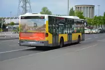 B-V 1326 fährt am 05.05.2015 auf der Linie 139. Aufgenommen wurde ein Mercedes Benz Citaro / Messe Nord ICC Witzleben Berlin.
