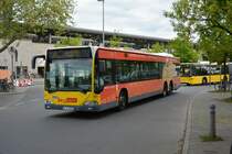 B-V 1723 fährt am 05.05.2015 auf der Linie 249. Aufgenommen wurde ein Mercedes Benz Citaro L / Berlin Zoologischer Garten.
