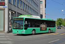 Mercedes Citaro 803 auf der Linie 33 fährt zur Endstation an der Schifflände. Die Aufnahme stammt vom 23.04.2015.