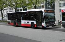 MB Citaro Facelift HHA 1012 auf Linie M10 am U Wandsbek Markt, 1.5.15