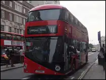 NBFL/Wright von Go-Ahead in London am 25.09.2013