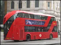 NBFL/Wright von Go-Ahead in London am 25.09.2013