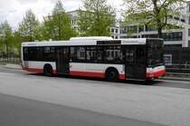 MAN NL 263 HHA 2439 auf Linie 262 am U Wandsbek Markt, 1.5.15