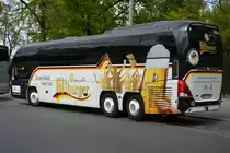 Am 07.05.2015 steht BIT-T 6600 (Neoplan Cityliner) abgestellt in Berlin. Aufgenommen am Zoologischen Garten.
