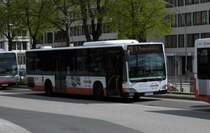 MB Citaro Facelift HHA 2932 auf Linie M8 am U Wandsbek Markt, 1.5.15