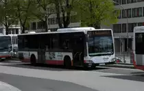 MB Citaro Facelift HHA 2932 auf Linie M8 am U Wandsbek Markt, 1.5.15
