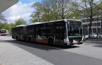 MB Citaro Facelift G HHA 7836  auf Linie M9 am U Wandsbek Markt, 1.5.15
