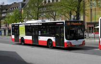 MAN Lions City HHA 1334 auf Linie M8 am U Wandsbek Markt, 1.5.15