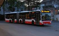 MB Citaro C2 G HHA 7440 auf Linie M25 am Bf.Altona, 1.5.15