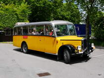 Postauto - Berna Oldtimer unterwegs in Schwarzenburg am 30.05.2015