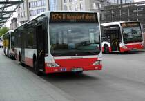 MB Citaro Facelift HHA 1319 auf Linie M24 am Bf.Rahlstedt, 2.5.15