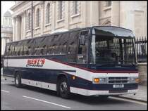 Plaxton von West's Coaches aus England in London am 25.09.2013