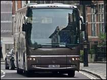 Plaxton von Highway aus England in London am 25.09.2013