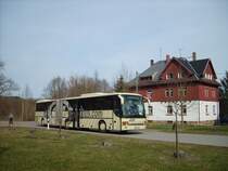 Setra SG 321 UL (GT-Front) - MW R 109 - Wagen 1092 - in Hetzdorf (Flöhatal), Bahnhofsvorplatz - am 11-April-2015  --> Fotosonderfahrt