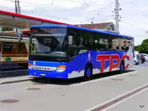 tpc - Setra S 415 UL  VS 55163 beim Bahnhof in Aigle am 31.05.2015