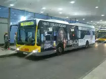 MB O 530 II LE Wg.2220 auf Linie 186 am S+U Rathaus Steglitz/Kreisel, 10.6.15