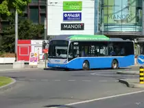VMCV - VanHool  Nr.110  VD  144815 unterwegs in Vevey am 07.06.2015