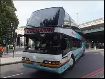 Neoplan Skyliner von Schumacher aus Deutschland in London am 26.09.2013