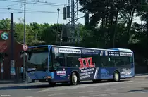 6 Juni 2015 - S Friedrichshagen, der   Todesbus   der Firma Nieder auf dem SEV. 