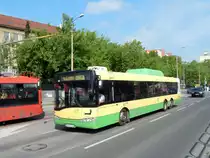 Slowakei / Stadtbus Bratislava: Solaris Urbino 15 CNG - Wagen 1217, aufgenommen im Mai 2015 an der Haltestelle  Molecova  in Bratislava.
