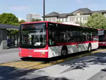 travys - MAN Lion`s City  VD  559012 bei den Bushaltestellen vor dem Bahnhof in Yverdon am 14.06.2015