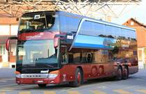 Setra 314 DT n° 28, Marti Kallnach (juin 2015
. Nouvelles couleurs de l'entreprise (Giverola Express)