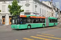 MAN Bus 753 auf der Linie 34 fährt zur Haltestelle am Wettsteinplatz. Die Aufnahme stammt vom 11.06.2015.