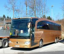 Mercedes benz Travego immatriculé en France, près de Berne printemps 2015