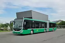 Fabrikneuer Mercedes Citaro 7009 steht auf dem Hof der Garage Rankstrasse. Die Aufnahme stammt vom 29.06.2015.