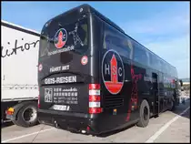 Neoplan Cityliner von Geis-Reisen aus Deutschland auf einem Autobahnparkplatz. am 19.10.2013