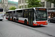 HH-YB 1356 (Mercedes Benz Citaro Facelift / Hochbahn) fährt am 11.07.2015 auf der Linie M5. Aufgenommen an der Mönckebergstraße in Hamburg.

