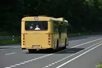 B-I 1242H ist am 18.07.2015 auf Sonderfahrt (Friedrich August Stüler - Architekt des Königs) durch Berlin und Potsdam. Aufgenommen wurde ein MAN E2H 75 / Berlin Königstraße.
