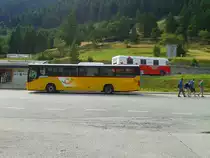 Hier zu sehen ist ein Zwei SETRA S 415 UL der PostAuto Schweiz AG unterwegs auf der Kfl. 12.681 als Kurs 108 (Oberwald Bahnhof - Gletsch Post). Aufgenommen am 22.7.2015 an der Haltestelle Oberwald Bahnhof.
