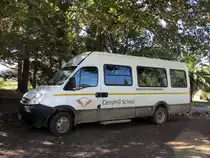 Südafrika / Hermanus: Iveco Daily - Schulbus. Aufgenommen im April 2015 in Hermanus.