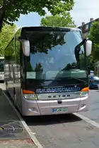 NR-HW 410 (Setra S 415 HD) steht am 18.07.2015 auf dem Bassinplatz in Potsdam.

