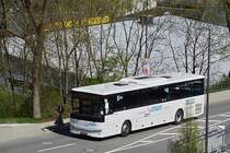 . VS 1224, Temsa Tourmalin von Voyages Simon aus Diekirch, ist am 22.04.2015 in den Strassen von Wiltz unterwegs.