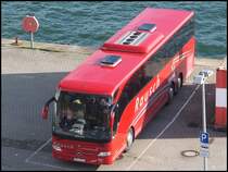 Mercedes Tourismo von Rausch aus Deutschland im Stadthafen Sassnitz am 26.10.2013