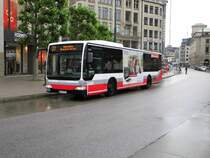 HHA 6930 MB O 530 II auf Linie 37, Rathausmarkt am 12.07.15